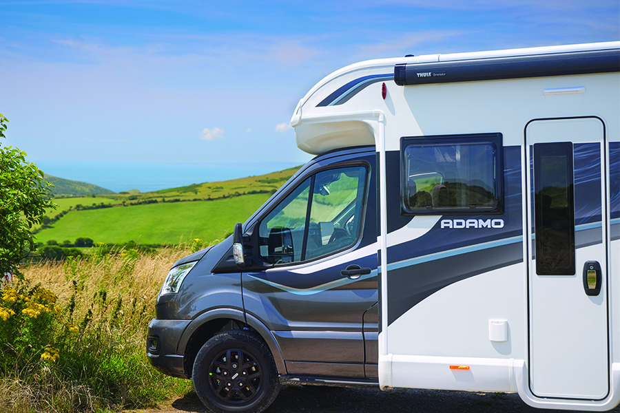 Adamo Hartal Flush Fit Habitation Door